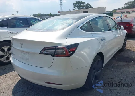 2019 Tesla Model 3 Long Range/Mid Range/Standard Range/Standard Range Plus z USA, uszkodzony, nr VIN 5YJ3E1EA8KF482825